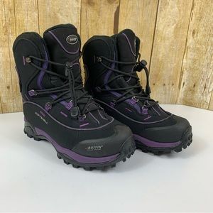 Baffin Womens Size 7 Softshell Winter Snowboots Purple Black Insulated